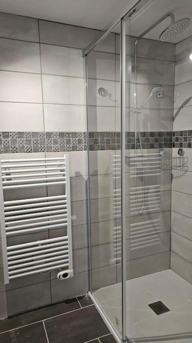 Appartement Cosy Neuf Saint-Sornin-Lavolps Luaran gambar